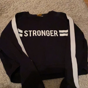 Fin tröja  - Aldrig använd