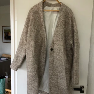 Kappa zara  - Strl XS men passar en S med. Frakt ca 95 kr.