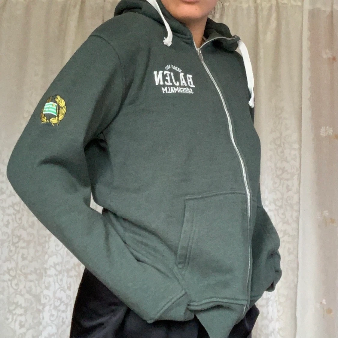 Snygg/mysig mörkgrön kofta - 90