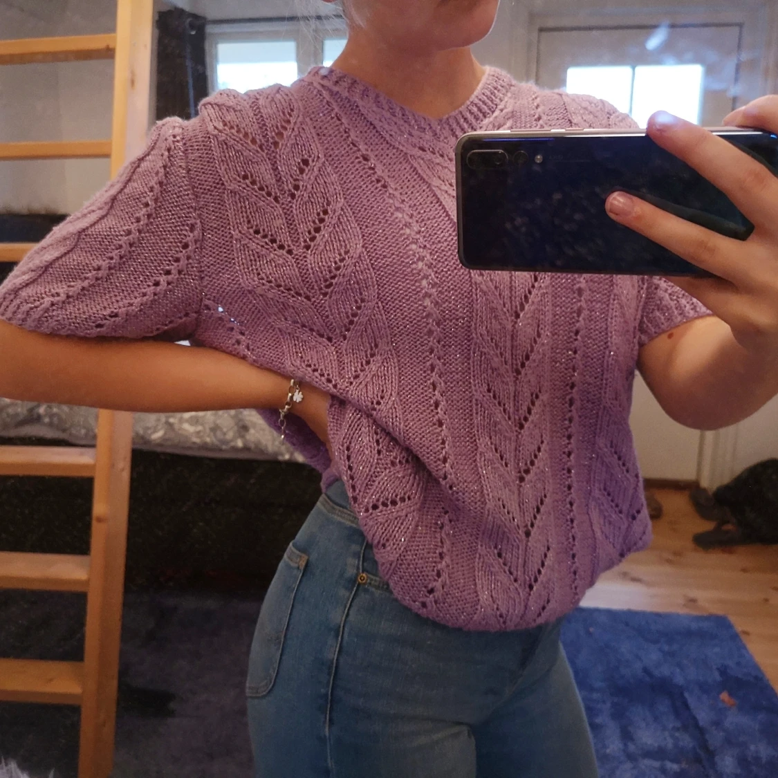 Stickad Pastell lila tröja med lite glitter 