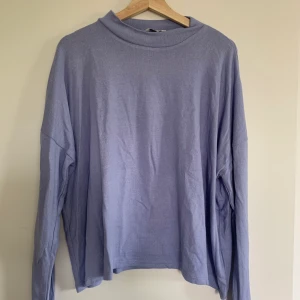 Oandvänd polotröja - ..