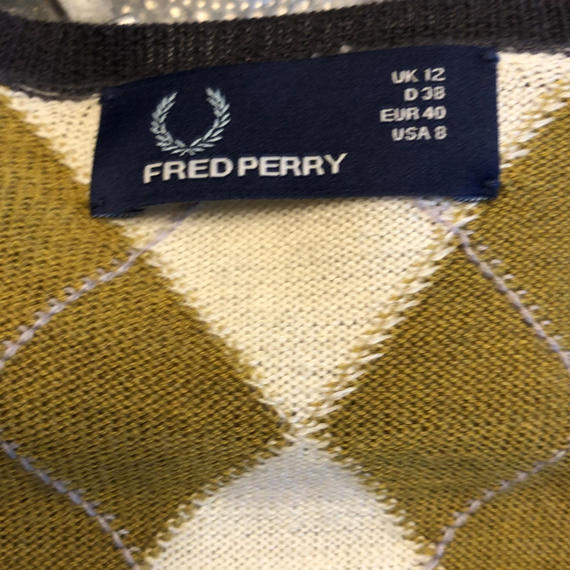 Fred Perry v ringad tröja strl 40 - 91