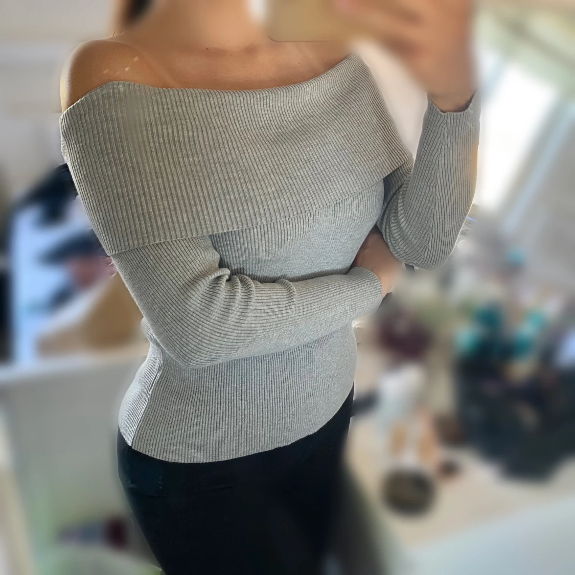 Off shoulder tröja