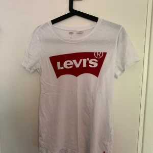 T shirt från levis - T- shirt från Levis. 