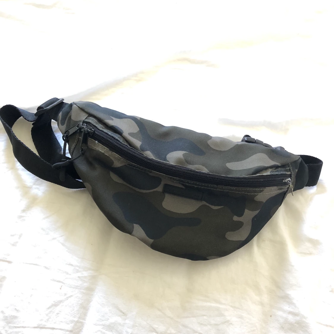 Olika plagg/assosearer  - 90