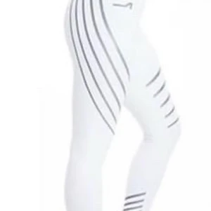 Träningstights  - Helt nya träningstights vita, stl S