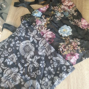 Tygpåsar med mönster - Superfina tygpåsar. Nyskick. Båda för 50kr