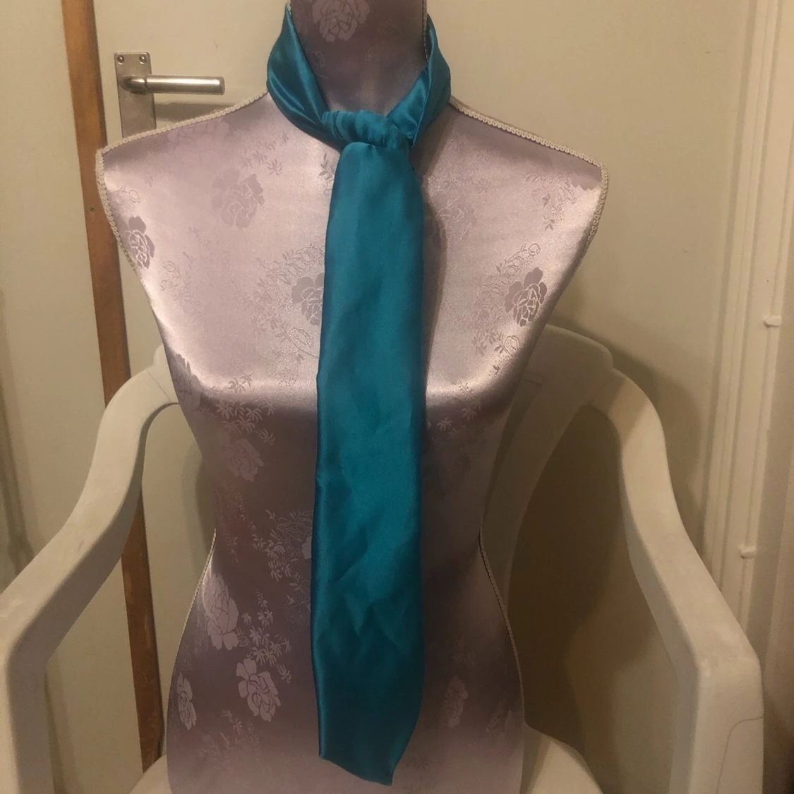 Neon blå slips  - 90