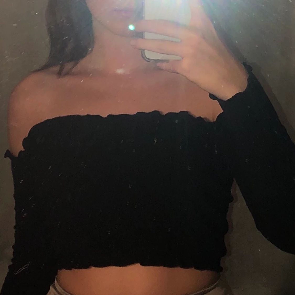 Svart off-shoulder topp - 90