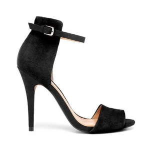 SÖKER!! Klackar från Zara - SÖKER!! Dessa från Zara i storlek 40 