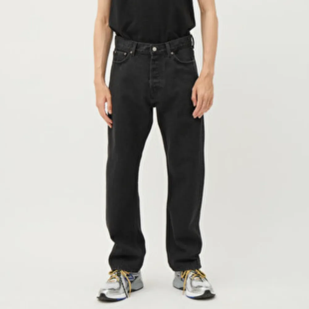 Weeday space jeans. Använda 2 gånger, storlek 29/32.. Jeans & Byxor.