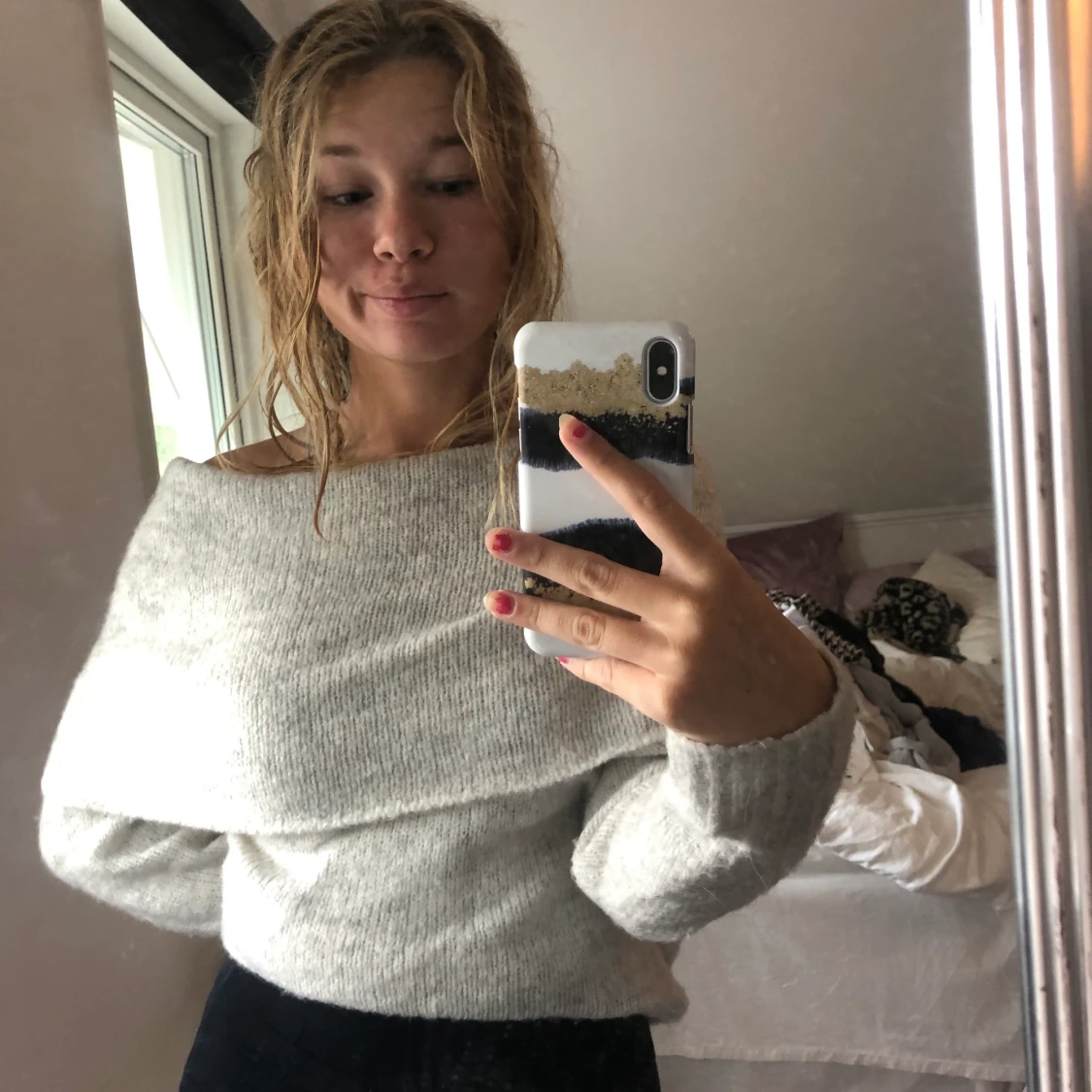 Ljusgrå stickad tröja  - 91