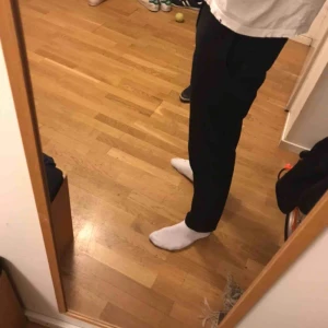  - Svarta smala Dickies av typen slim fit. Använda fåtal gånger. 