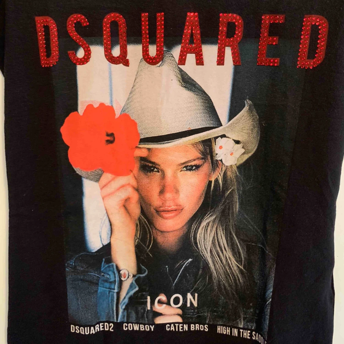 Utförsäljning - DSQuared2 - Helt ny!  - 90