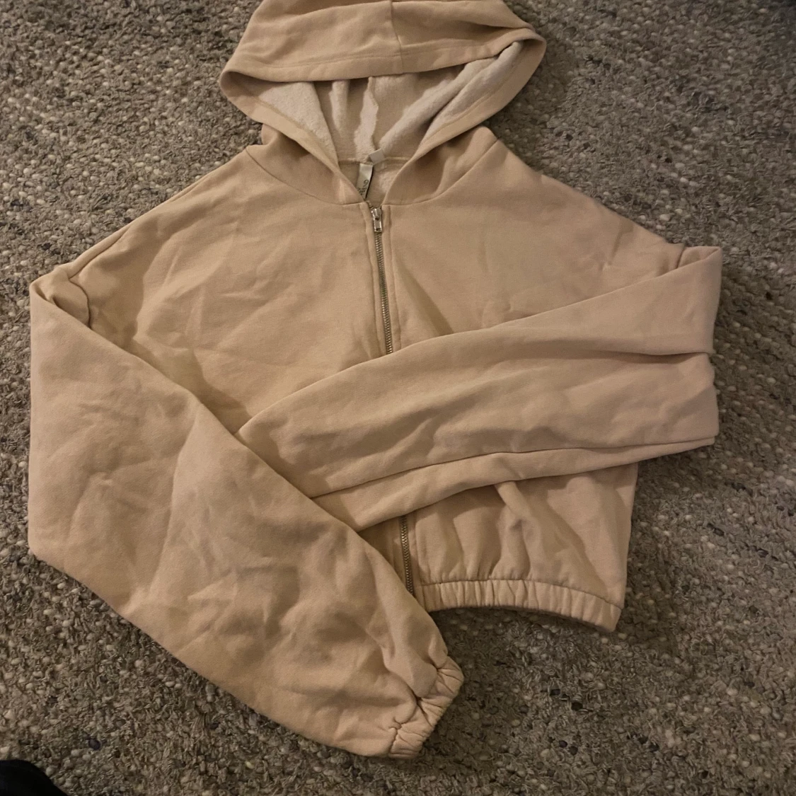 Beige croppad zip-up!💞 - 90