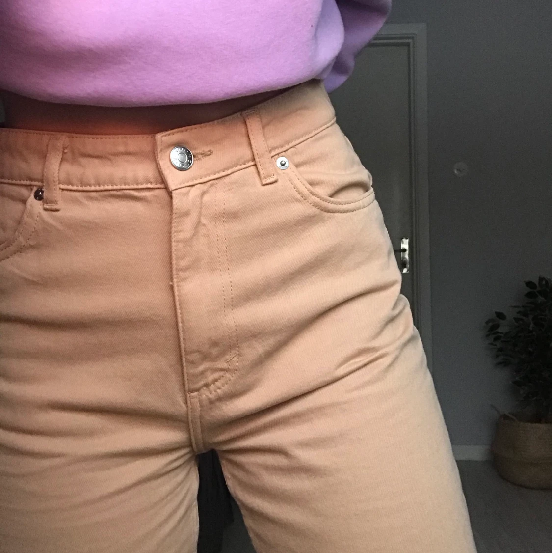 Beigajeans från Monki!  - 91