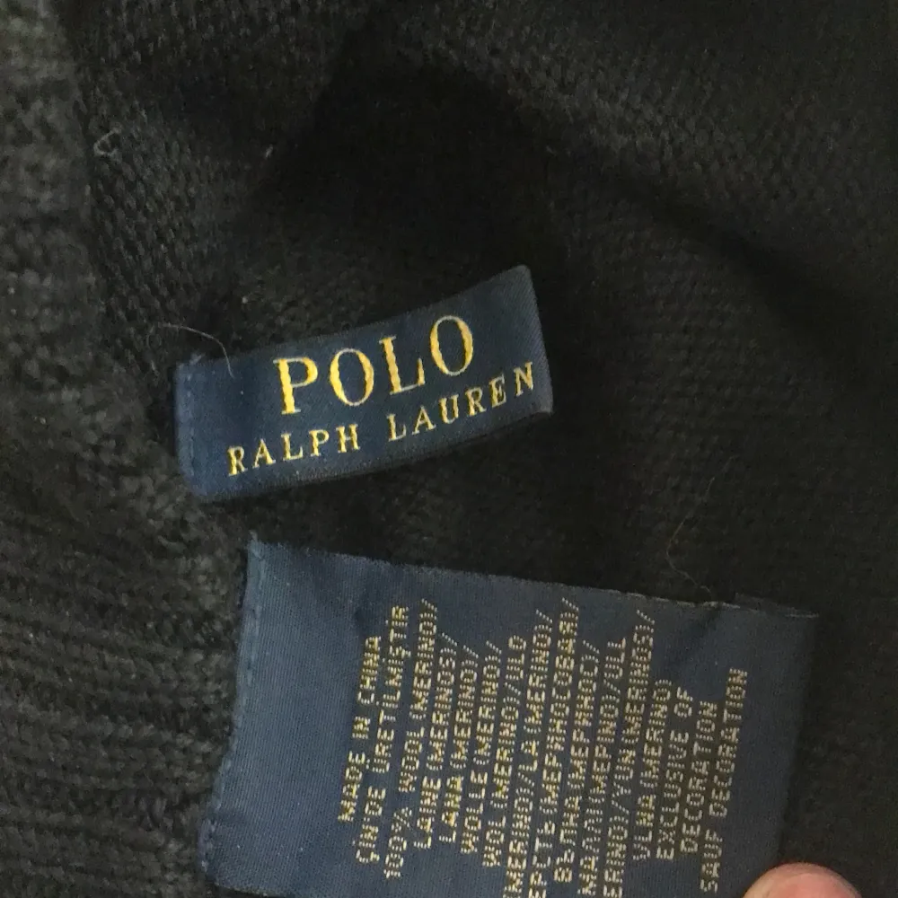 Mössa från Ralph Lauren. Accessoarer.