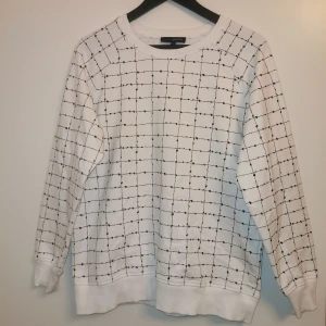 Carin Wester tröja - Fin Carin Wester tröja i storlek L