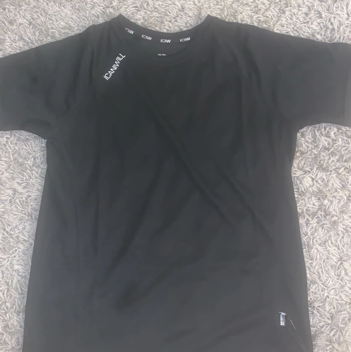 Helt oanvänd ICANIWILL T-shirt 