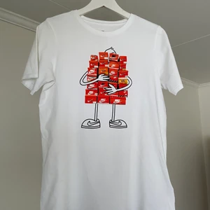 Cool Nike T - Skönt tröja men använder inte 