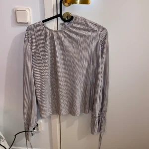 Tröja  - Tröja för lite finare tillfällen 