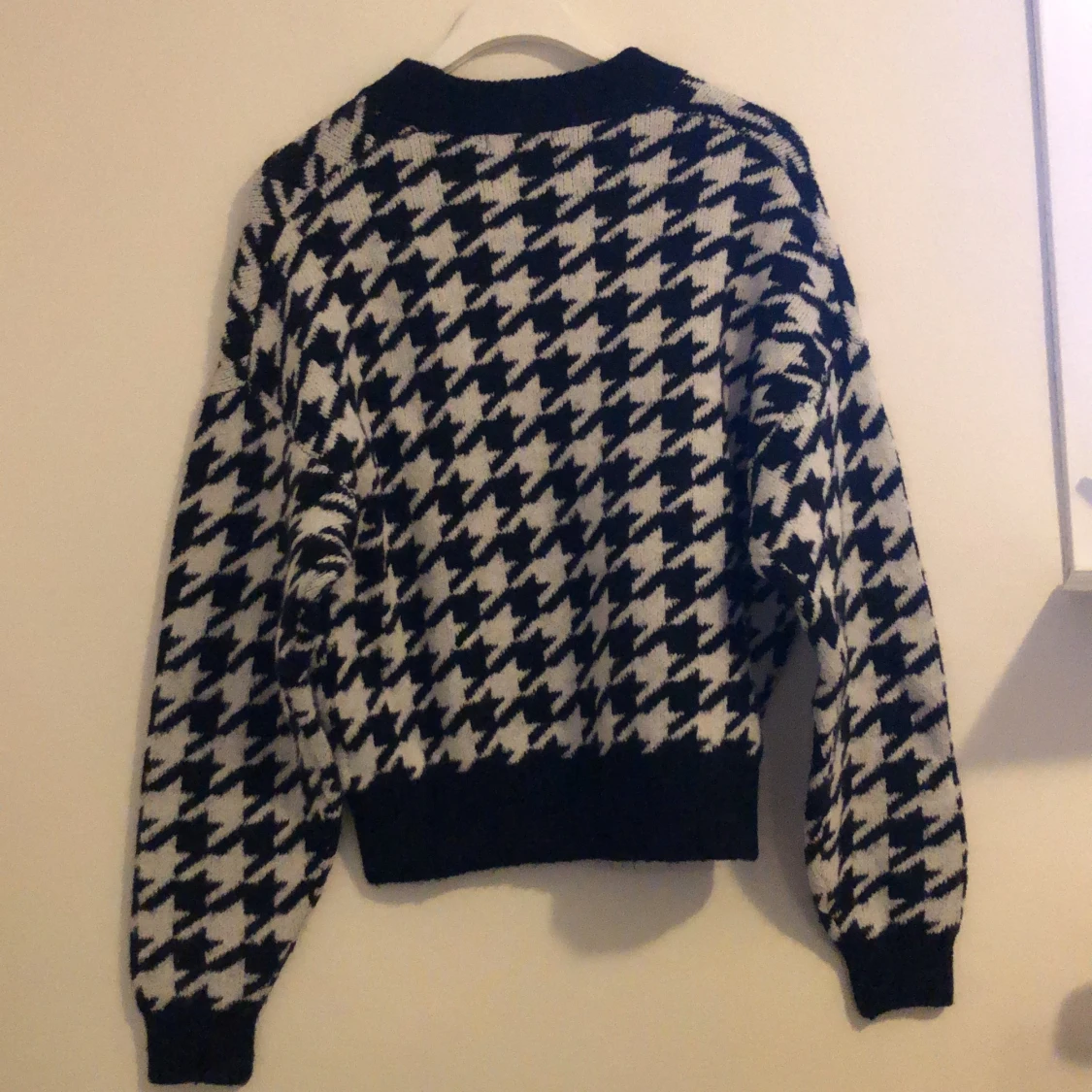 HM stickad tröja - 90