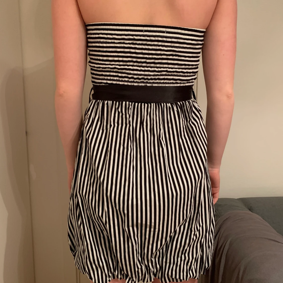 QED London klänning S/M - 91