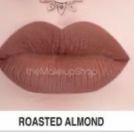 Säljer denna oanvända matte lip cream från sleek, färgen heter roasted almond. Den har fortfarande plast runt om som ett bevis på att den inte ens har öppnats. Undrar man över något så är det bara att kontakta mig. . Övrigt.