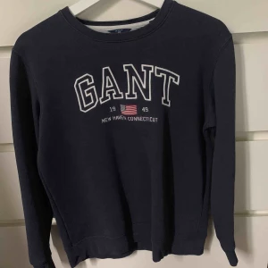  - Tröja från Gant, fint skick.