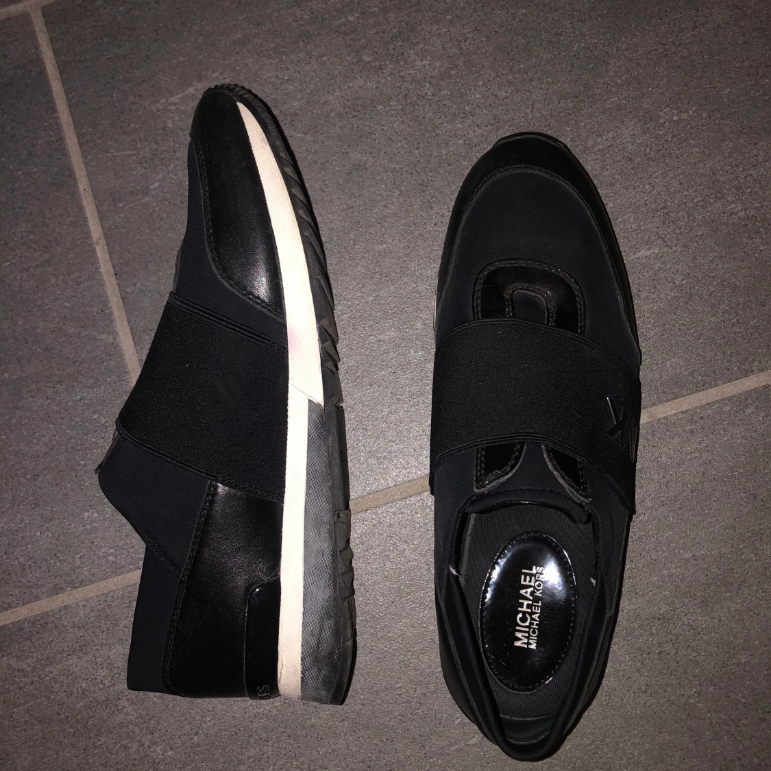 Michael kors sneakers - 90
