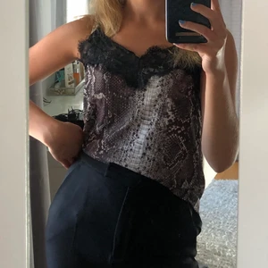 Linne  - Säljer pga att Jag inte får någon användning för den🤗 