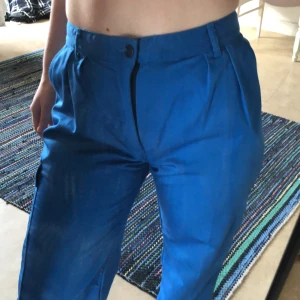 Blåa byxor - Kan mötas i Stockholm 