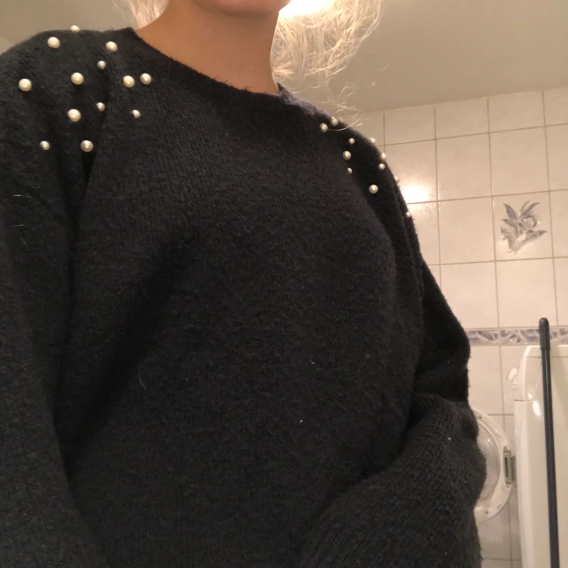 stickad tröja med pärlor - 90