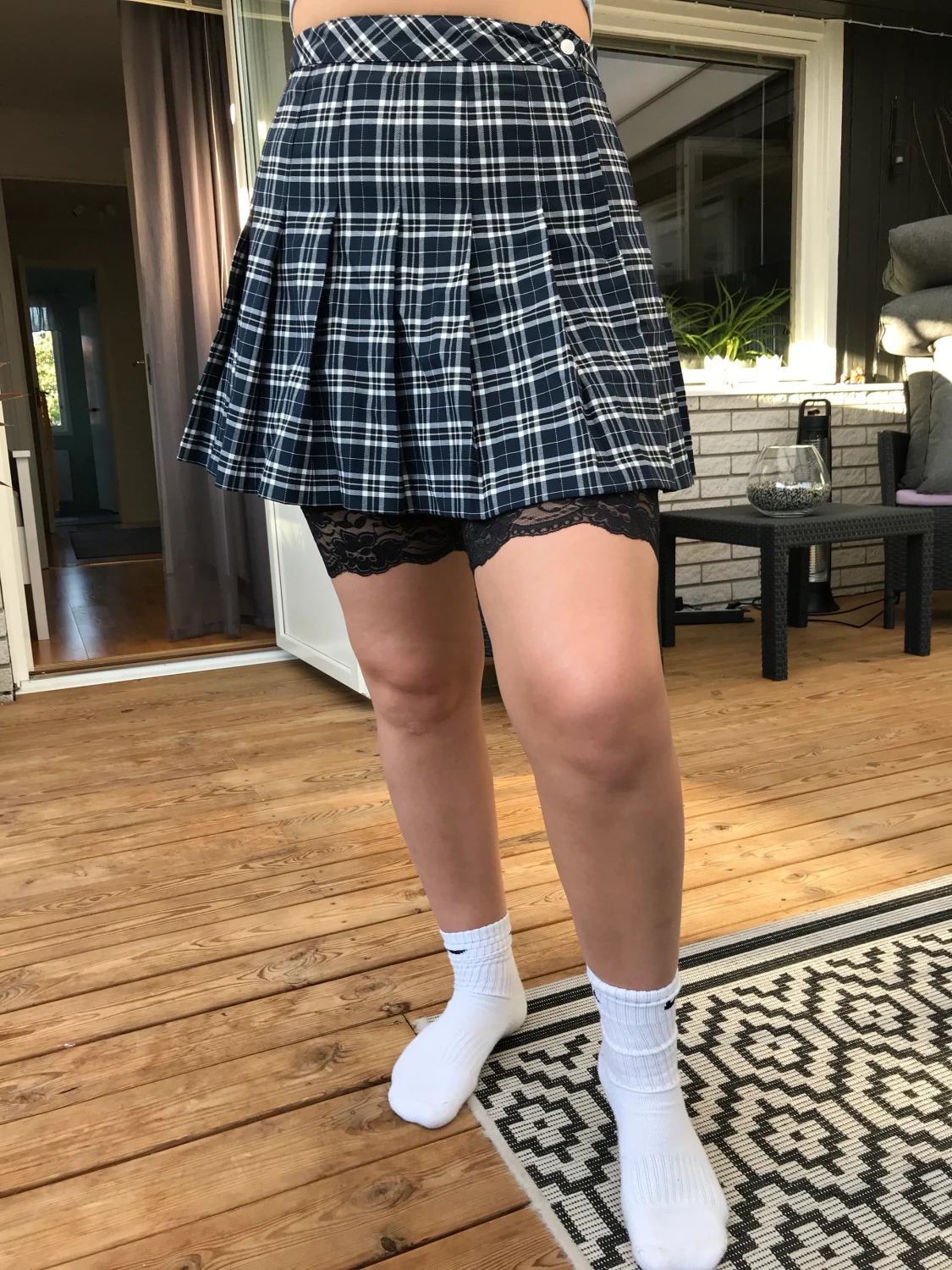 Rutig marinblå kjol