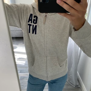 Gant tröja  - Knappt använd gant tröja från kidsbrandstore, storlek 158/164 som en xs | 100 kr + frakt 