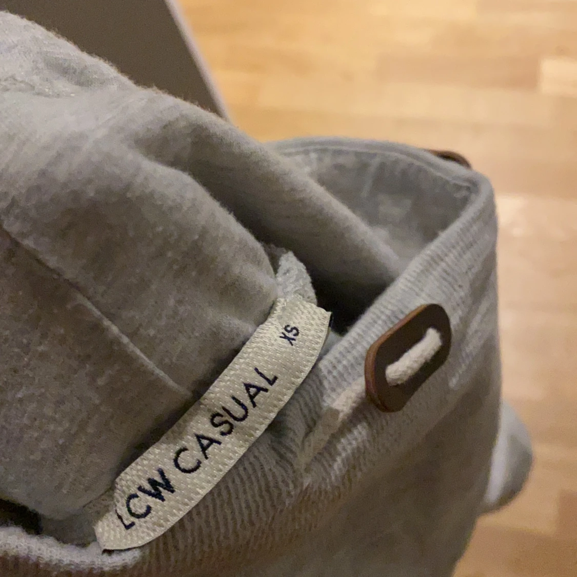 Basic tröja med krage storlek XS - 90