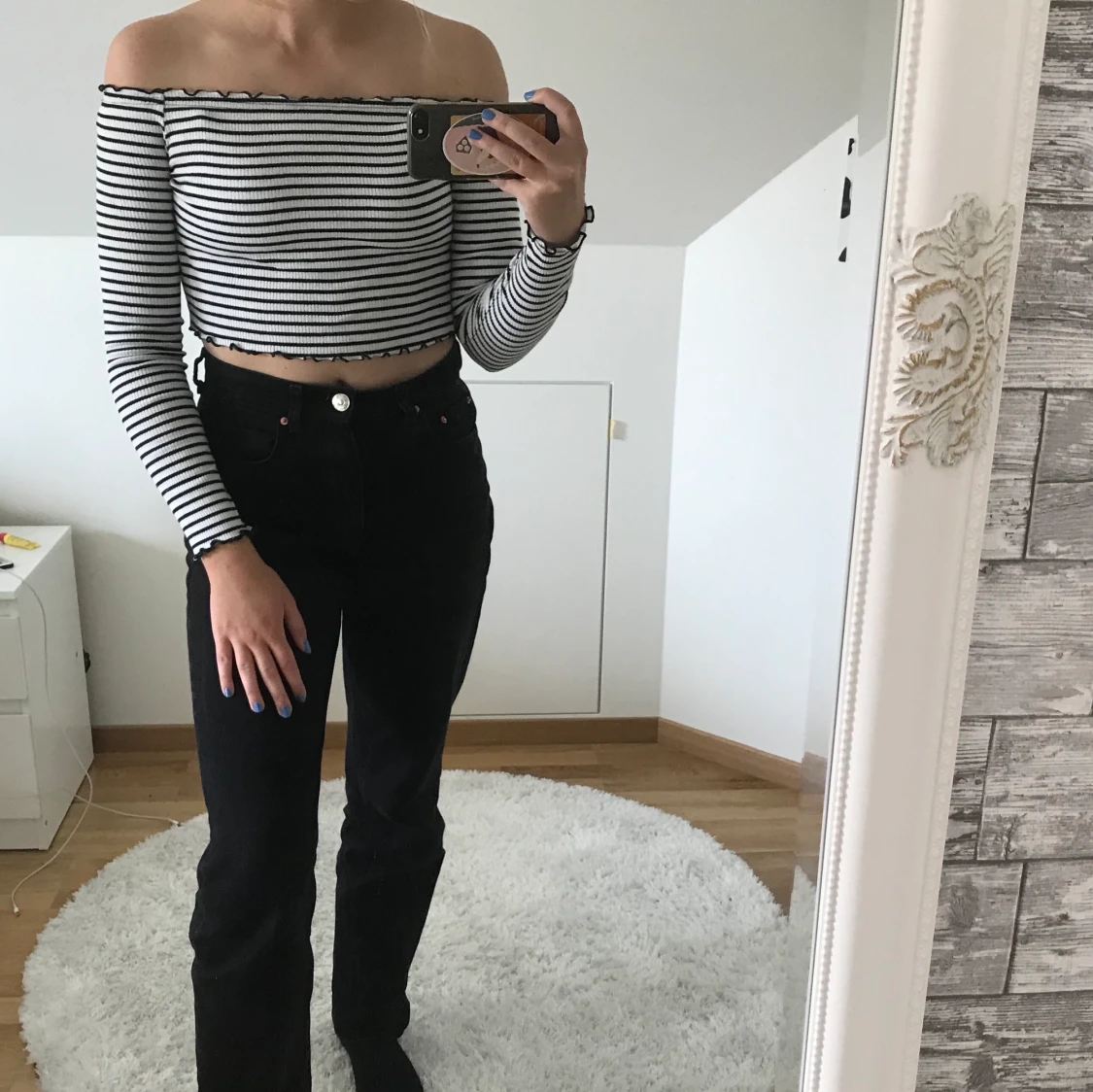 Off shoulder top - 90