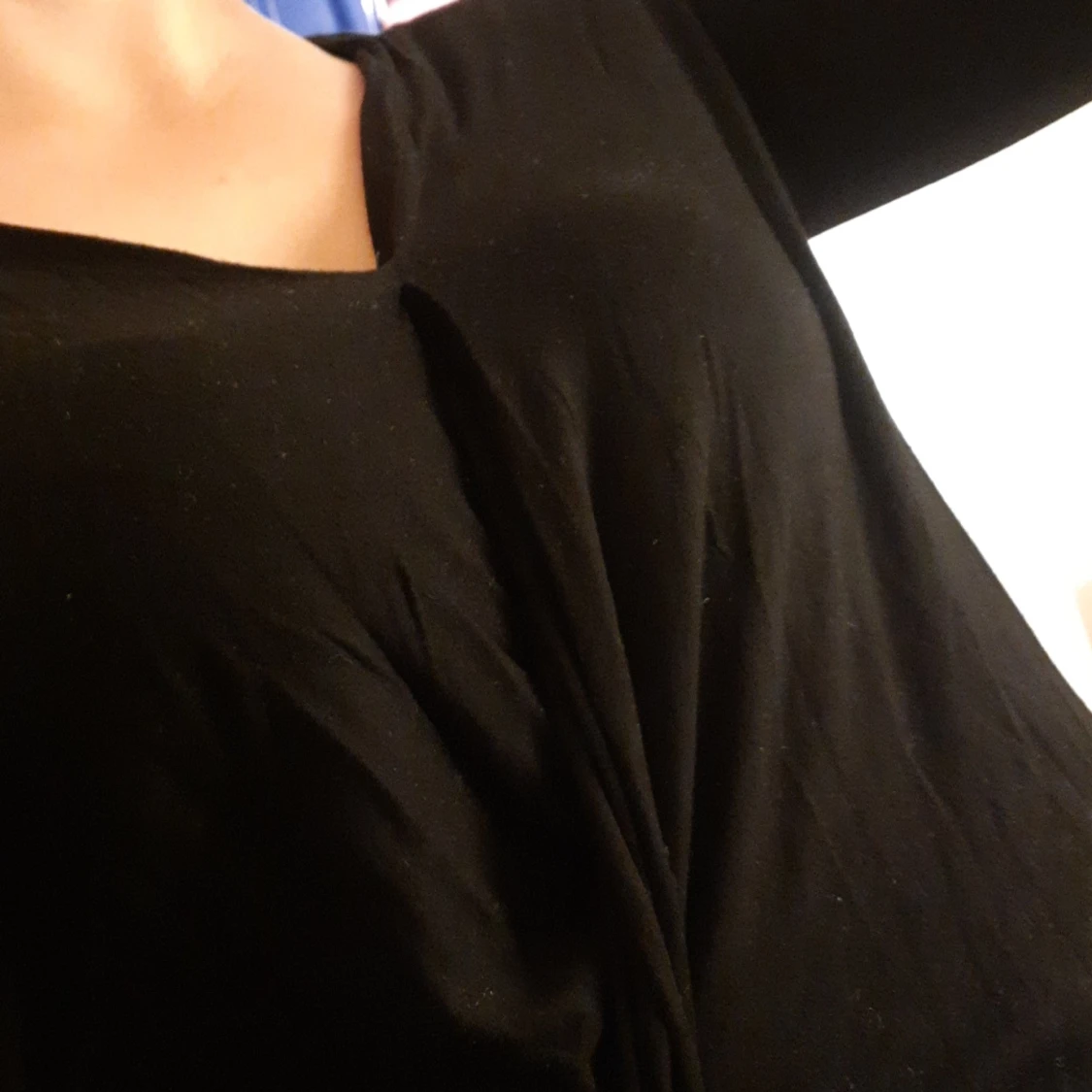 Svart tröja  - 91