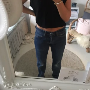 Levis jeans - Säljer dessa 501 i herrmodell, är 1,70 cm lång och har 38 i jeans