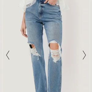 NAKD Jeans - andvända 3-4 ggr, storlek 38, säljes pga förstora, orginal pris 499kr