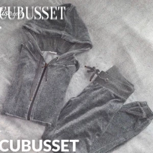 Cubusset grå - Ett cubusset i grå. De är i storlek S. Fint skick