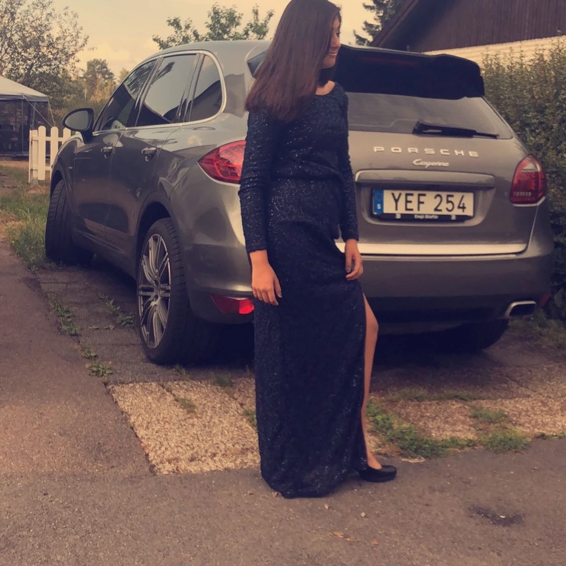 En jättefin blå klänning med glitter - 91