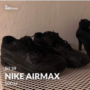 Nike airmax som inte används längre, jätte sköna. Skapade detta kontot för att försöka få sålt det som jag inte lyckats få sålt på min tise. Skriv för mer info!