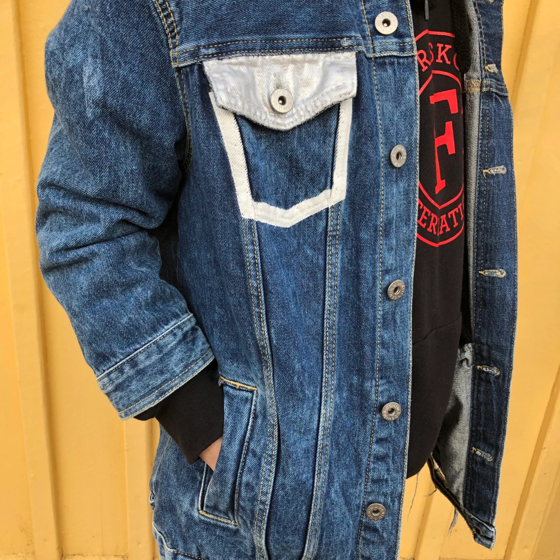 Handmålad jeansjacka - 90