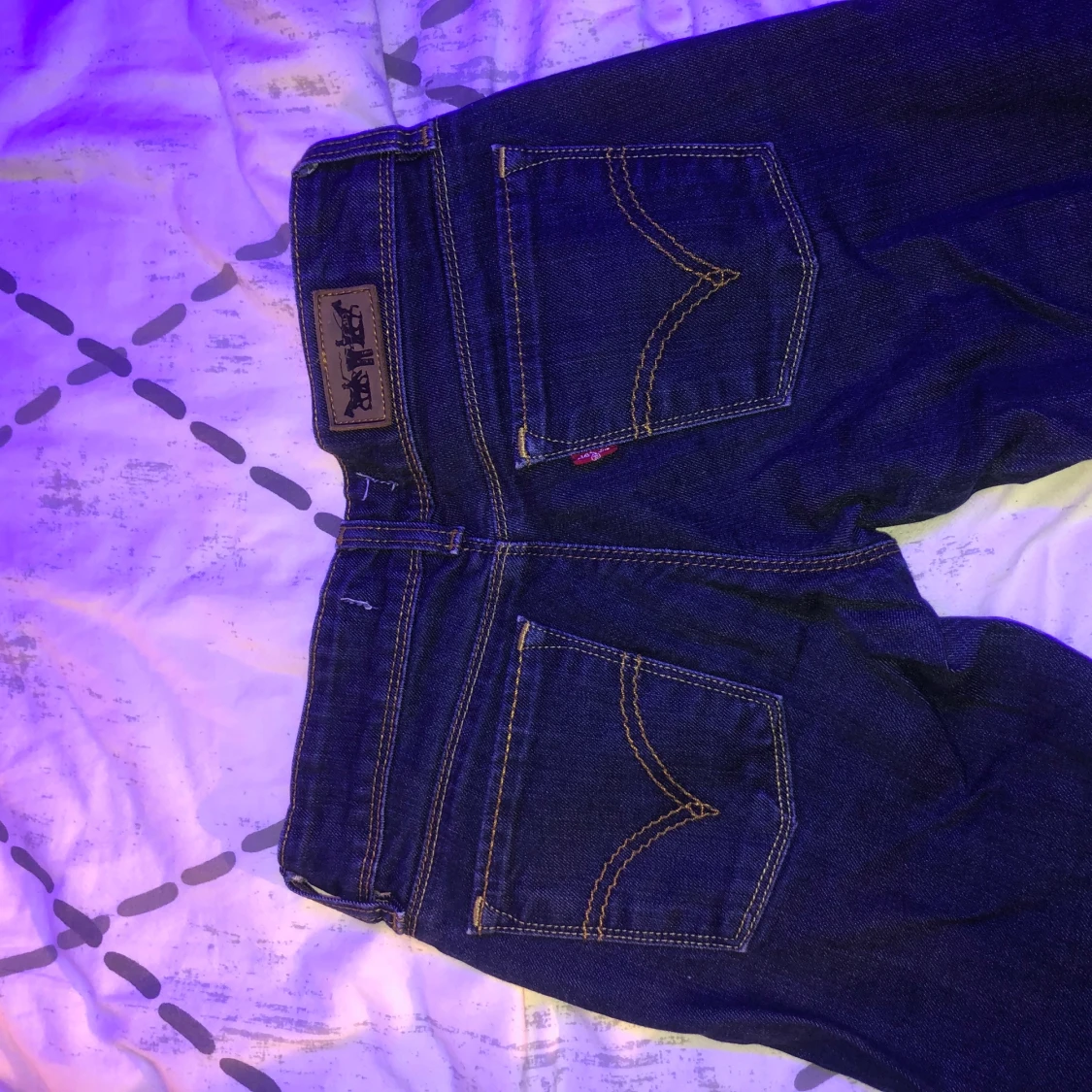 Blåa Levis jeans  - 90