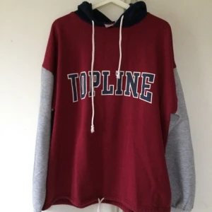  - Bekväm luvtröja, något sliten. 