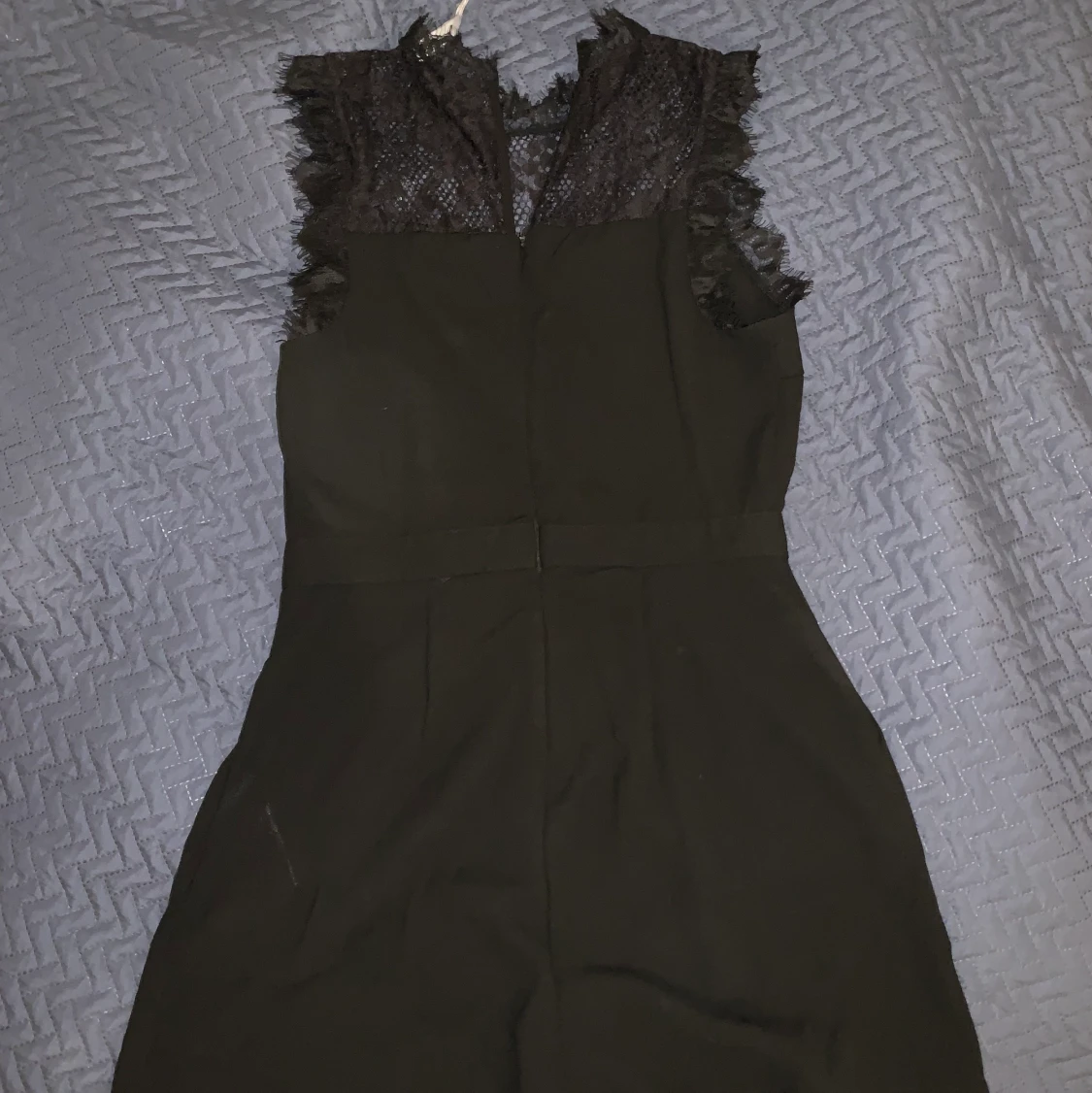 Svart jumpsuit från New Yorker - 91