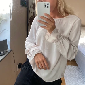 Blus - Blus från Gina! Väldigt fin
