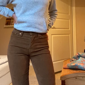 Manchesterjeans från Levi’s - snygga manchesterjeans från Levis! 