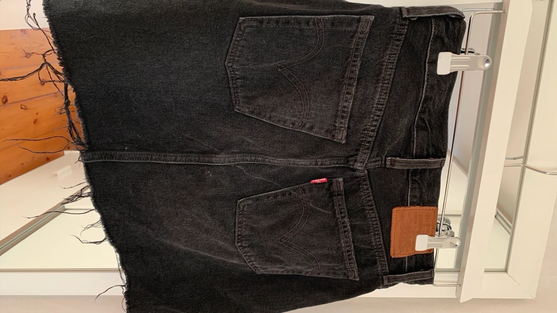 Levi’s kjol - 90